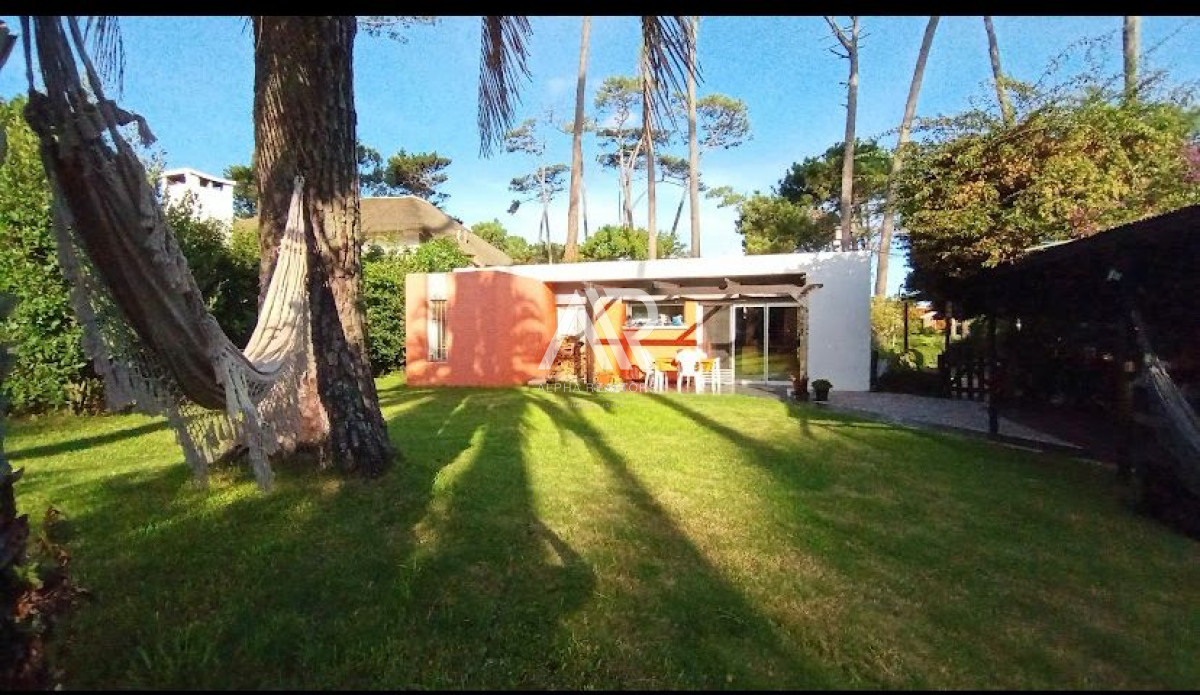 Casa en Punta del Este, Pinares - APH541C