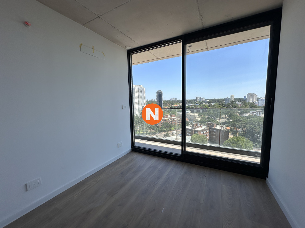 Apartamento Ref.225136 - Apartamento en venta de 2 dormitorios en Punta del Este