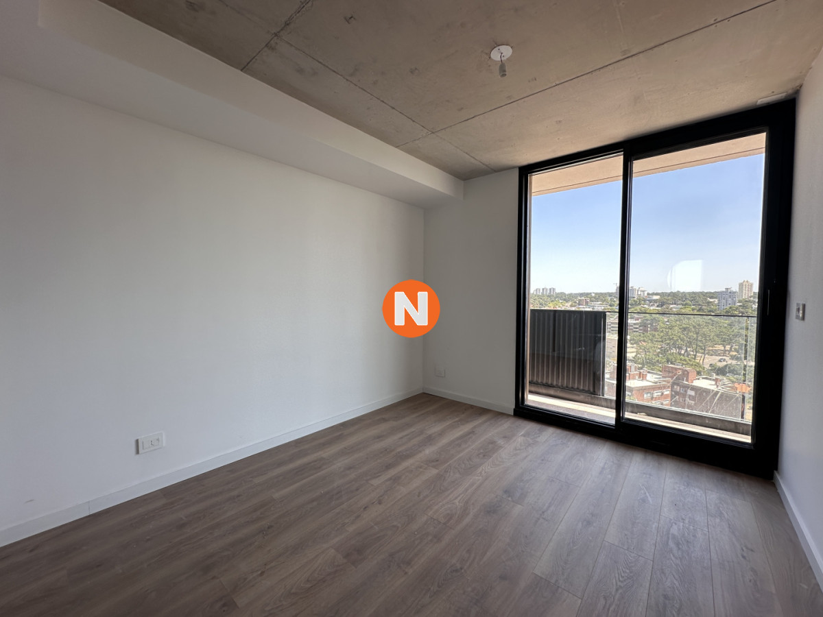 Apartamento Ref.225136 - Apartamento en venta de 2 dormitorios en Punta del Este