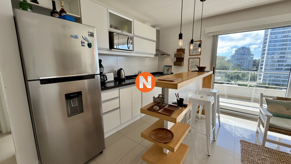 Apartamento Ref.225308 - Apartamento de un dormitorio, con gran terraza, en venta en Punta del Este