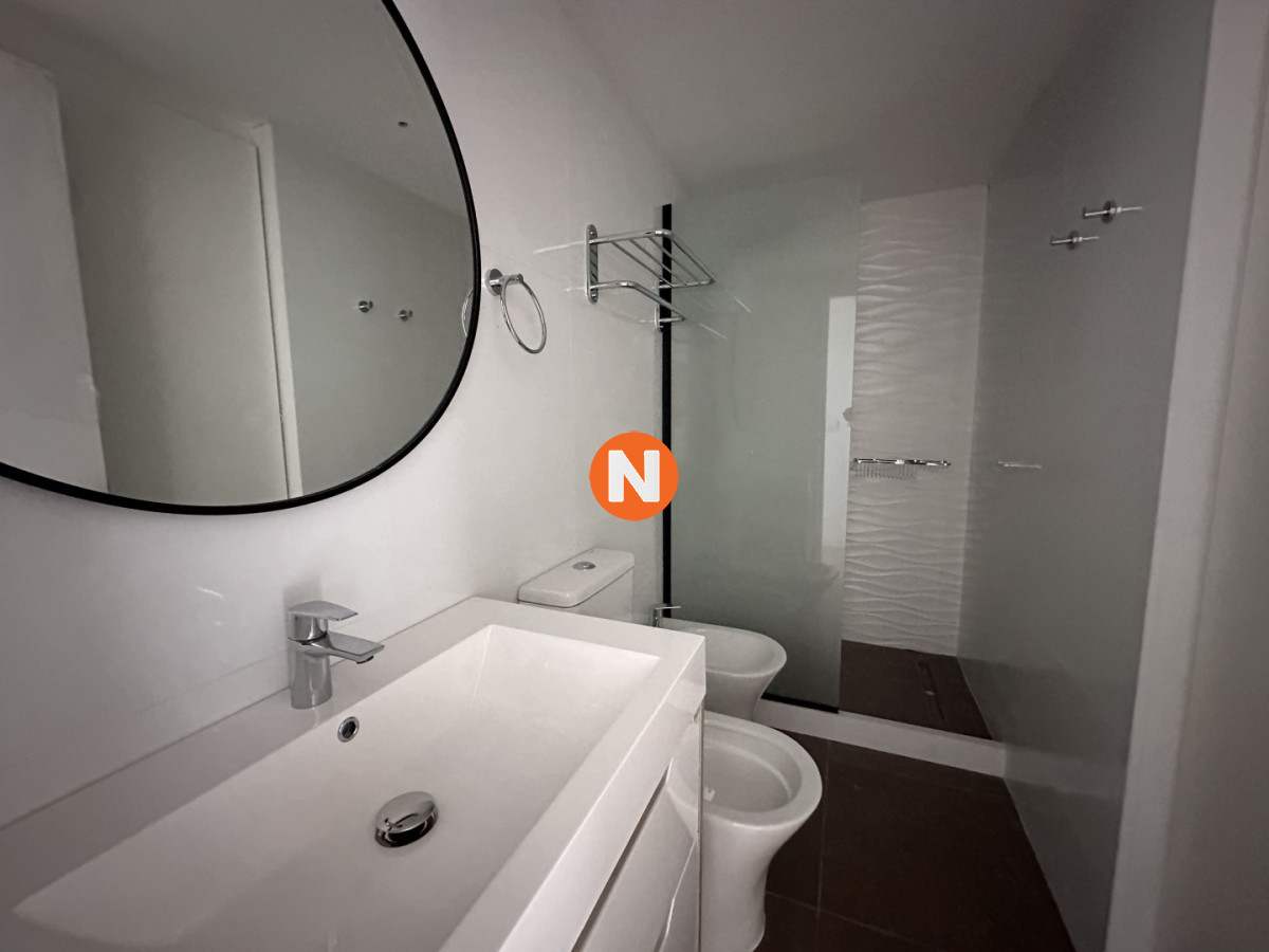 Apartamento Ref.225136 - Apartamento en venta de 2 dormitorios en Punta del Este