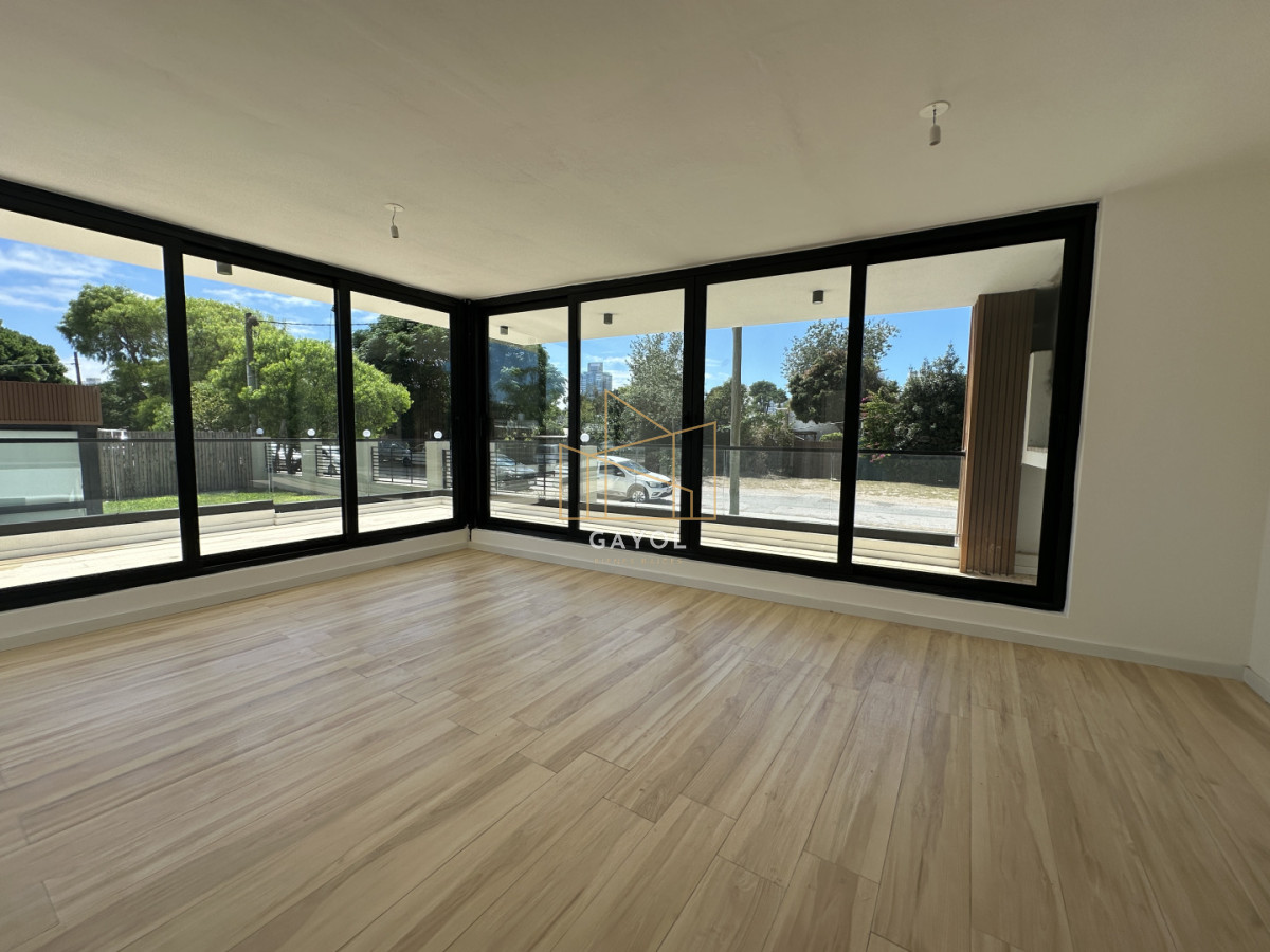 Apartamento ID.1182 - Apartamento en venta de 2 dormitorios, Aidy Grill, Punta del Este.