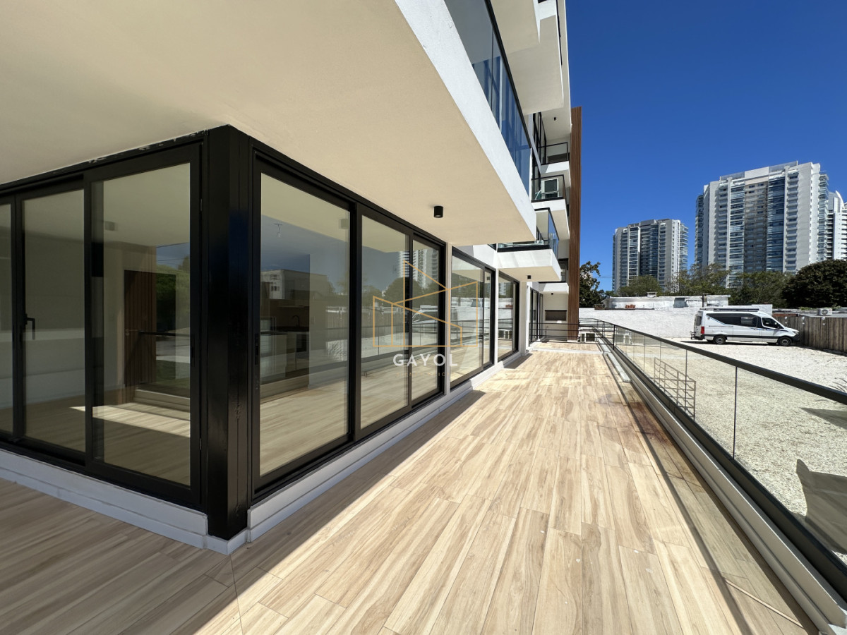 Apartamento ID.1182 - Apartamento en venta de 2 dormitorios, Aidy Grill, Punta del Este.