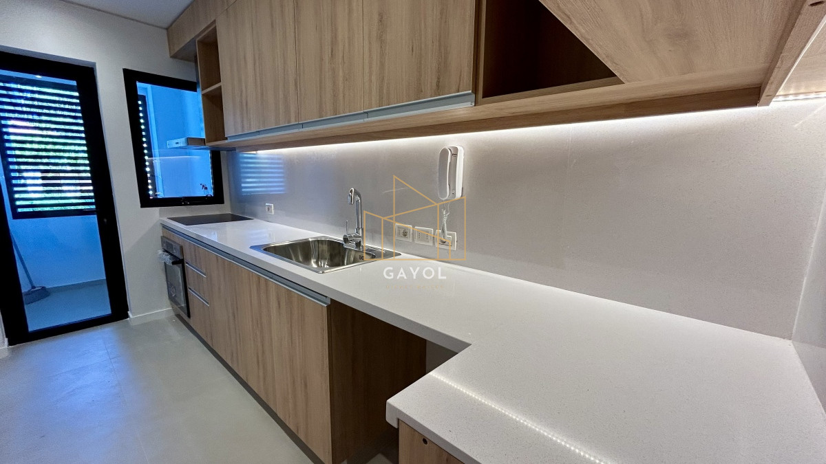 Apartamento ID.352 - Apartamento de 2 dormitorios en venta Punta del Este