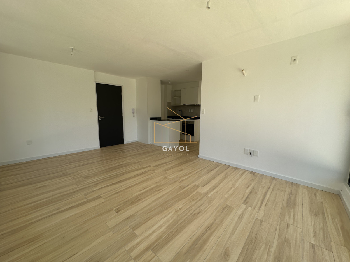 Apartamento ID.1182 - Apartamento en venta de 2 dormitorios, Aidy Grill, Punta del Este.