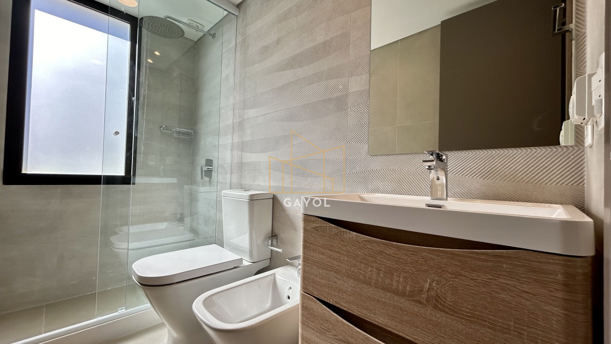 Apartamento ID.352 - Apartamento de 2 dormitorios en venta Punta del Este