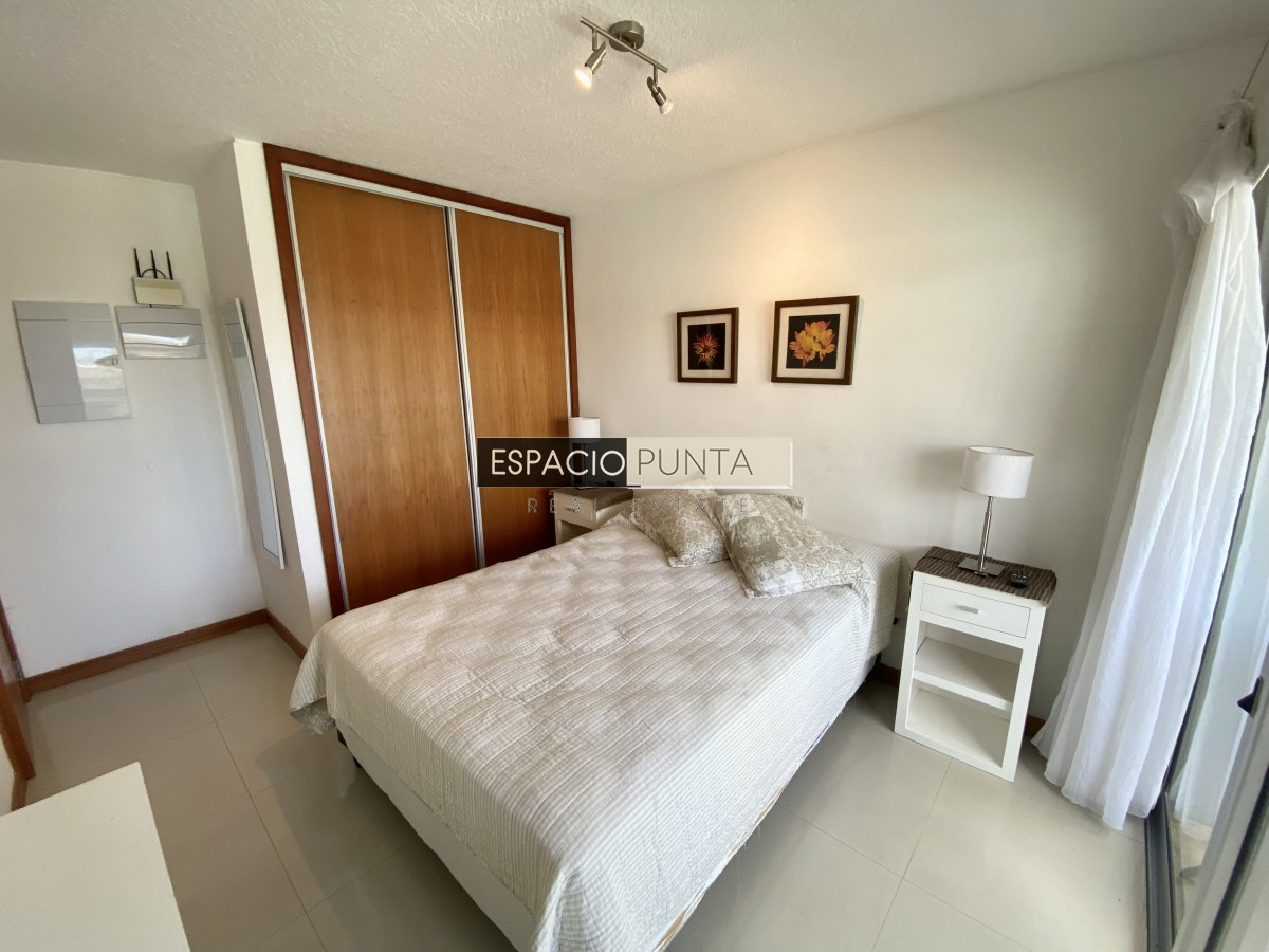 Apartamento ID.17 - Departamento  1 dormitorio en venta  Punta del Este  