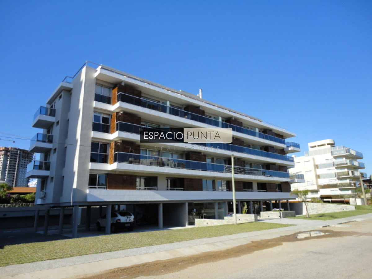 Apartamento ID.17 - Departamento  1 dormitorio en venta  Punta del Este  