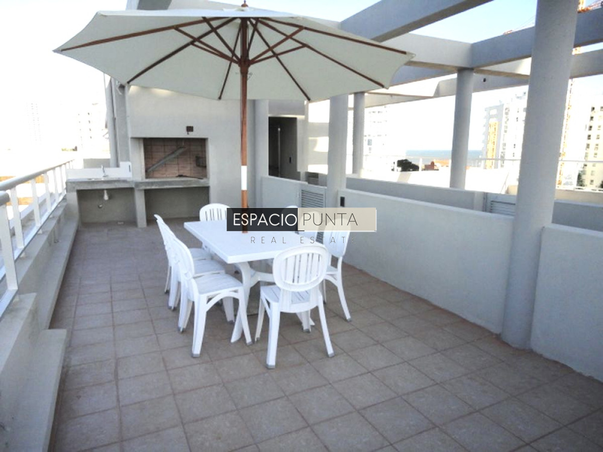 Apartamento ID.17 - Departamento  1 dormitorio en venta  Punta del Este  