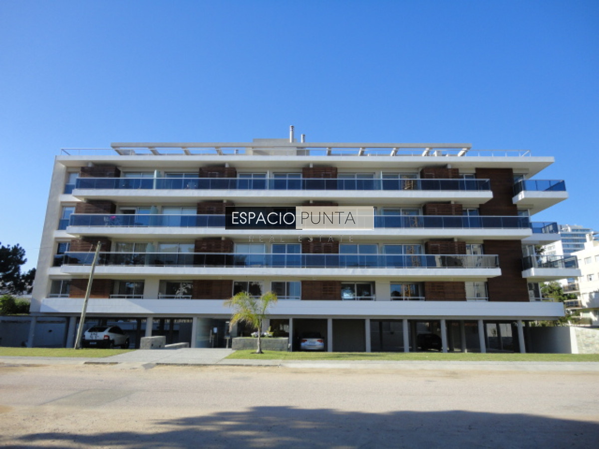 Apartamento ID.17 - Departamento  1 dormitorio en venta  Punta del Este  