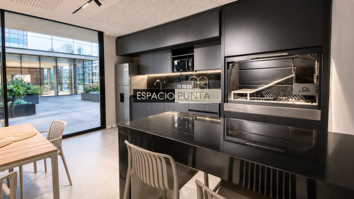 Apartamento ID.4599 - Apartamento en venta de 2 dormitorios en Punta del Este