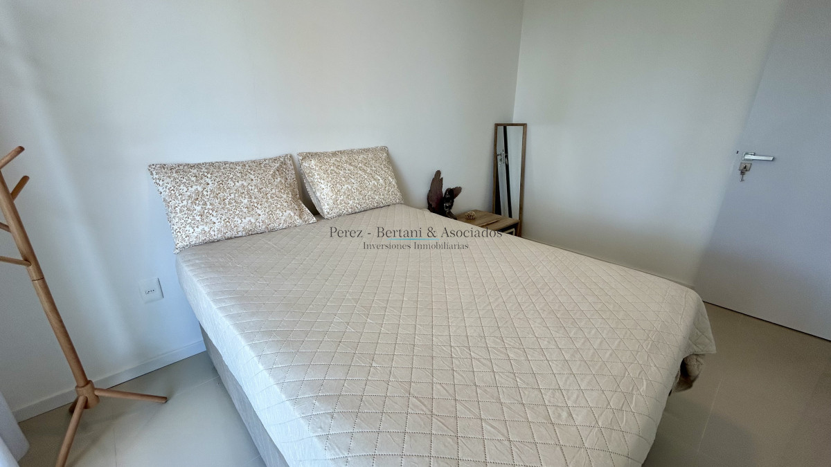 Apartamento ID.1256 - Apartamento de un dormitorio con terraza en venta a 2 cuadras de la mansa
