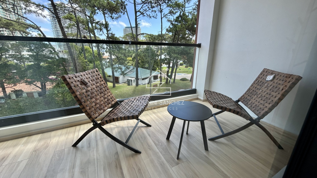 Apartamento ID.2607 - Apartamento de un dormitorio con terraza en venta a 2 cuadras de la mansa
