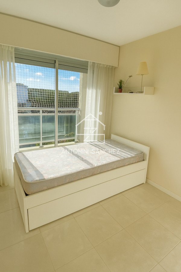 Apartamento ID.2686 - Apartamento en venta, 2 dormitorios Avenida Roosevelt 