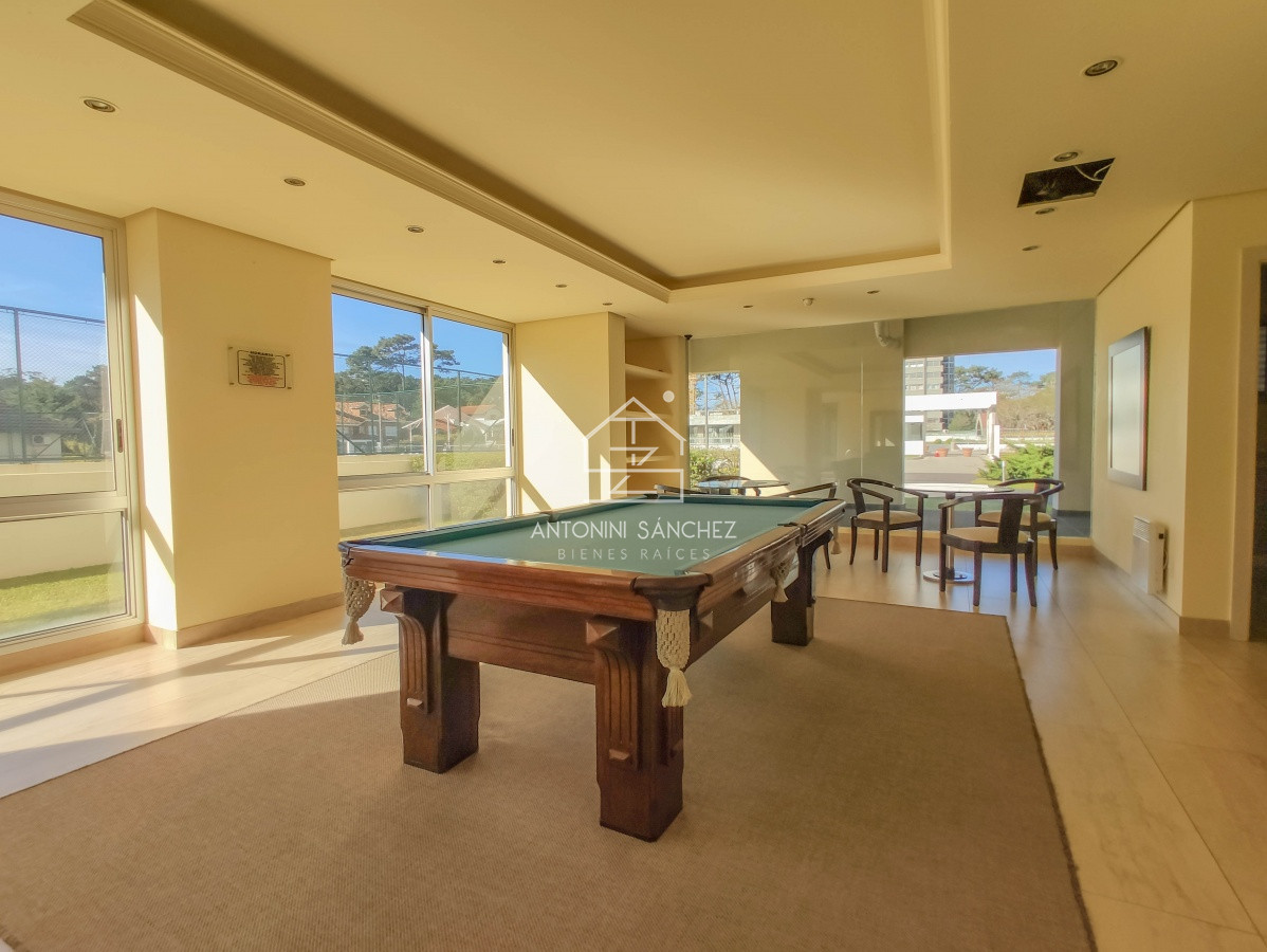 Apartamento ID.2686 - Apartamento en venta, 2 dormitorios Avenida Roosevelt 
