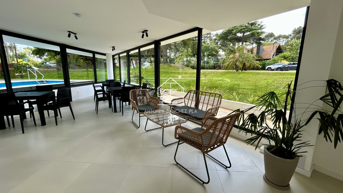 Apartamento ID.2607 - Apartamento de un dormitorio con terraza en venta a 2 cuadras de la mansa