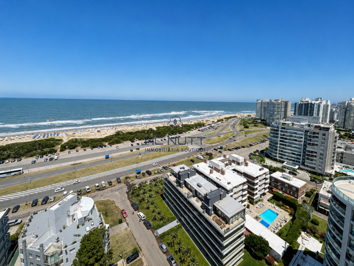 Apartamento Ref.896/ - Apartamento en venta de 2 dormitorios en Manglar Brava, Playa Brava, Punta del Este