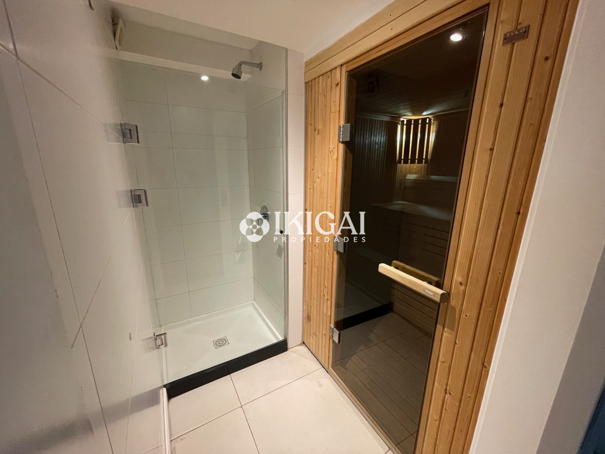 Apartamento ID.274 - Apartamento de dos dormitorios a metros de playa brava y mansa en Punta del Este