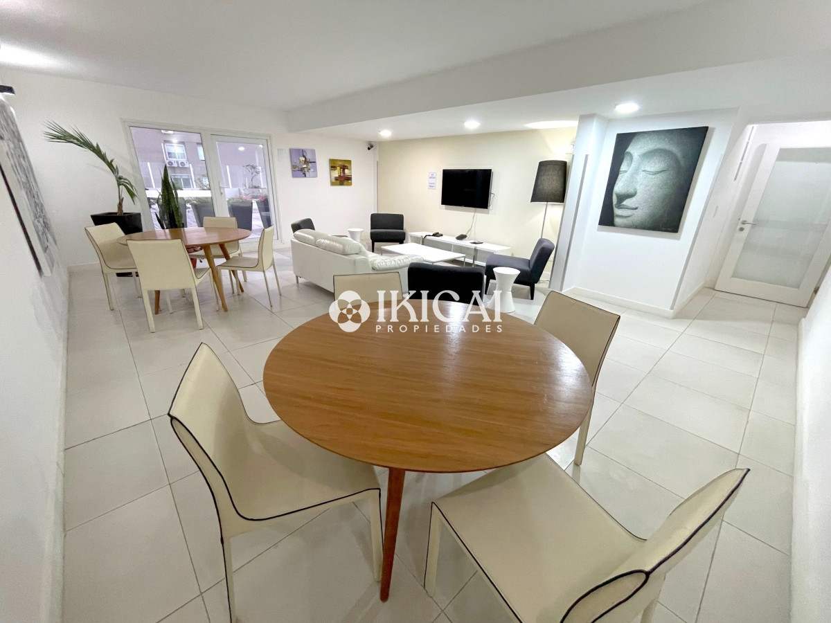 Apartamento ID.274 - Apartamento de dos dormitorios a metros de playa brava y mansa en Punta del Este