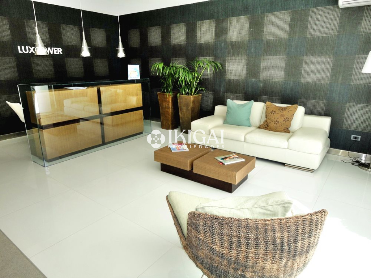 Apartamento ID.274 - Apartamento de dos dormitorios a metros de playa brava y mansa en Punta del Este