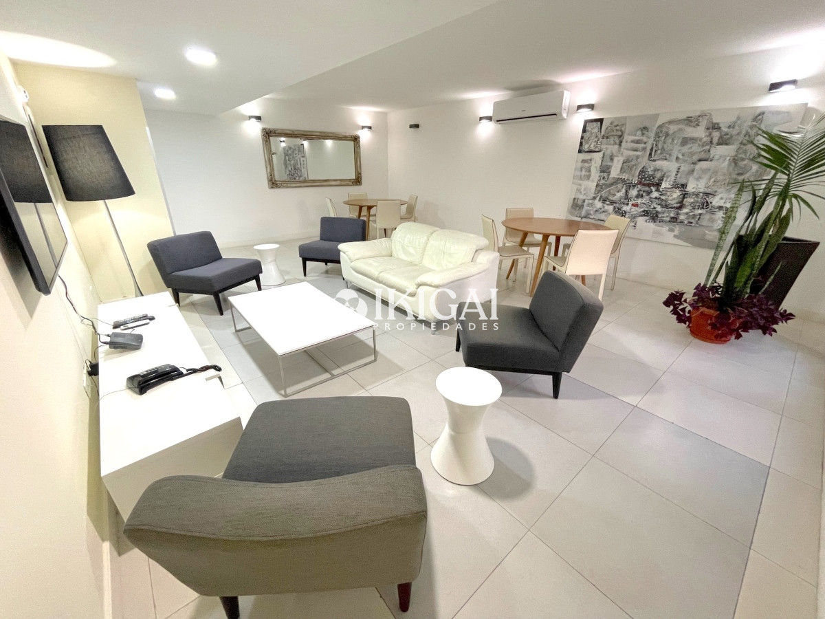 Apartamento ID.274 - Apartamento de dos dormitorios a metros de playa brava y mansa en Punta del Este