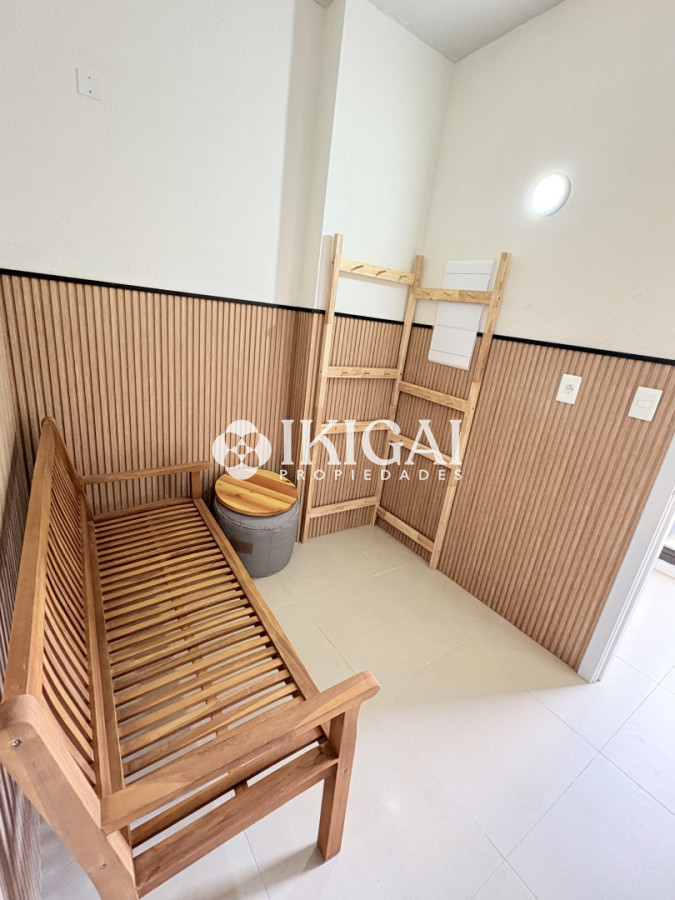 Apartamento ID.696 - Apartamento en venta de 2 dormitorios, Aidy Grill, Punta del Este.