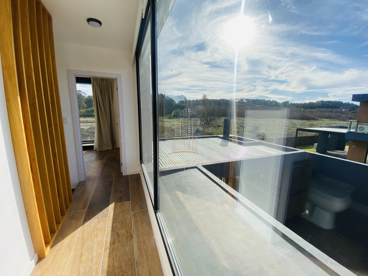Casa ID.507 - Casa en venta y alquiler anual en Barrio Privado, Punta del Este
