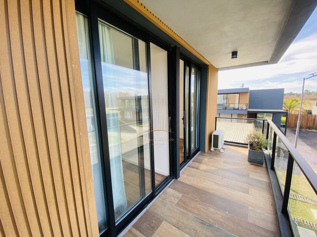 Casa ID.507 - Casa en venta y alquiler anual en Barrio Privado, Punta del Este