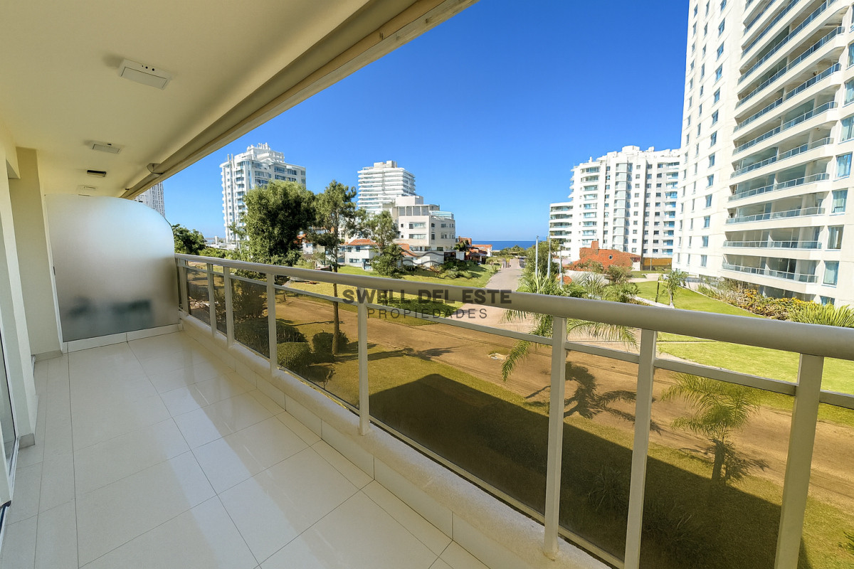 Apartamento ID.182 - 3 dormitorios a 100 metros del mar - Playa Brava – U$S 305.000