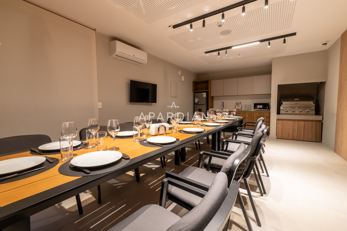 Apartamento ID.21099369 - Apartamento de 2 dormitorios en venta, Playa Brava, Punta del Este