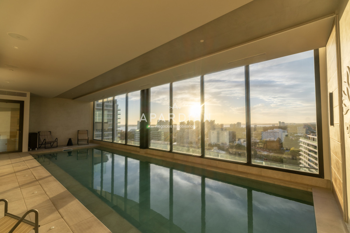 Apartamento ID.21099369 - Apartamento de 2 dormitorios en venta, Playa Brava, Punta del Este
