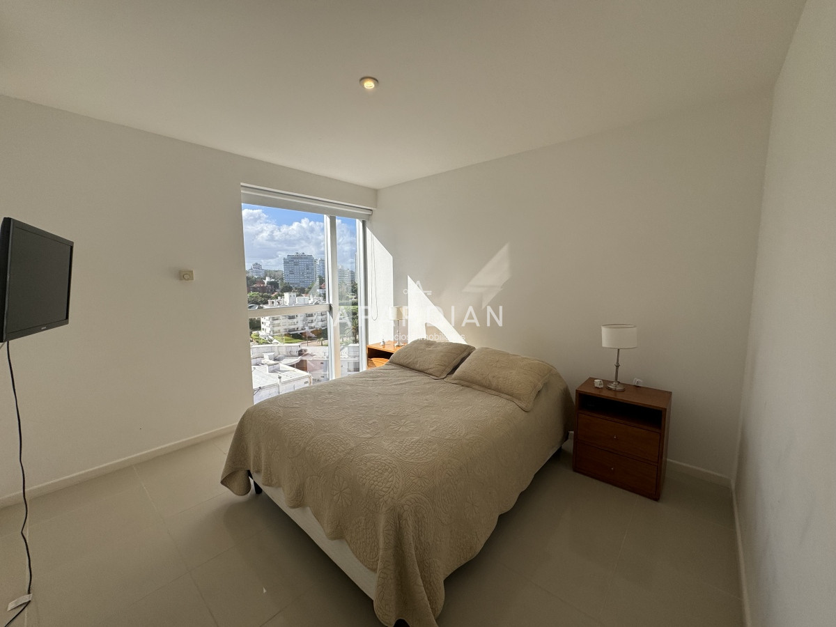 Apartamento ID.21097849 - Apartamento de 2 dormitorios 1 baño ubicado en playa brava a metros del mar 