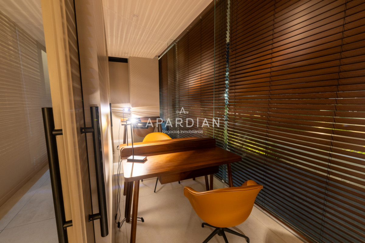 Apartamento ID.21099369 - Apartamento de 2 dormitorios en venta, Playa Brava, Punta del Este