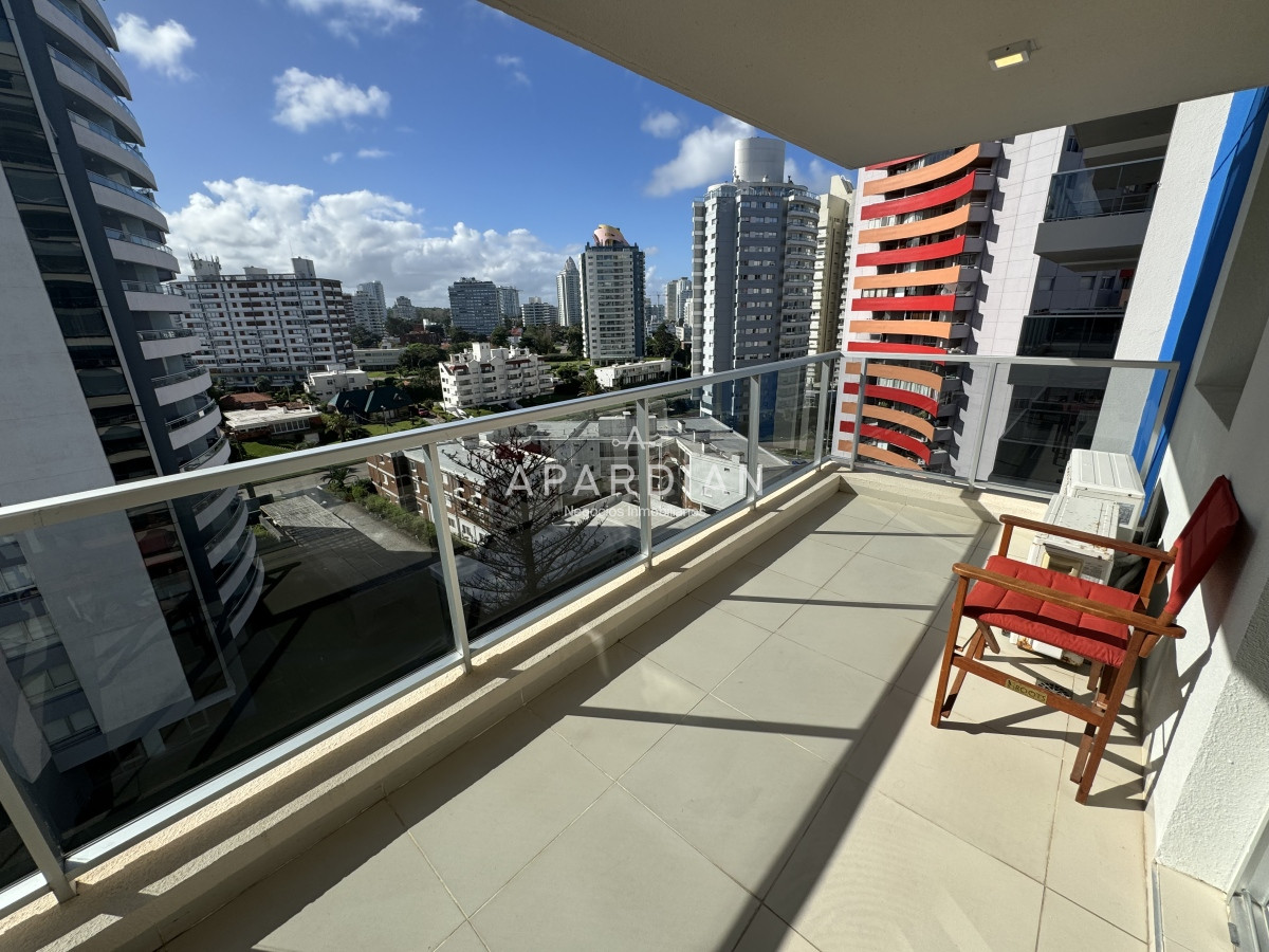 Apartamento ID.21097849 - Apartamento de 2 dormitorios 1 baño ubicado en playa brava a metros del mar 