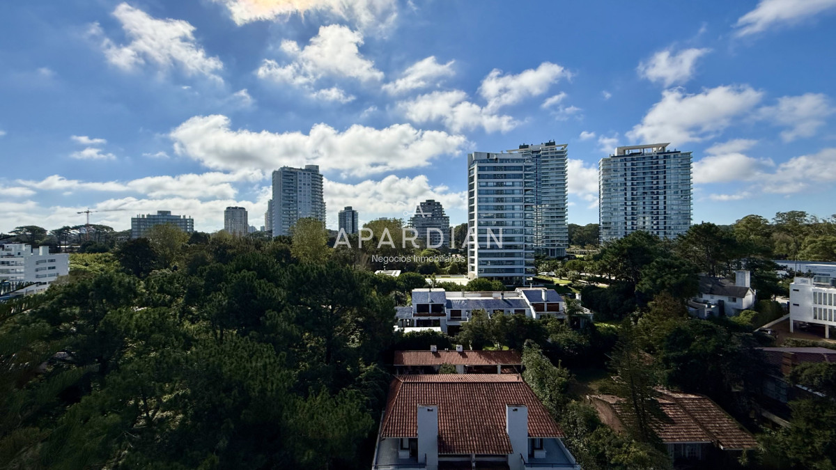 Apartamento ID.21099419 - Apartamento de un dormitorio, con gran terraza, en venta en Punta del Este