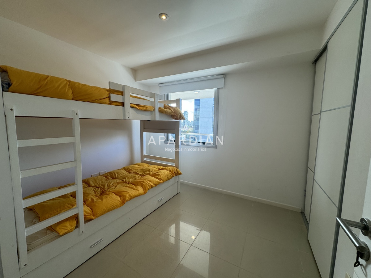 Apartamento ID.21097849 - Apartamento de 2 dormitorios 1 baño ubicado en playa brava a metros del mar 