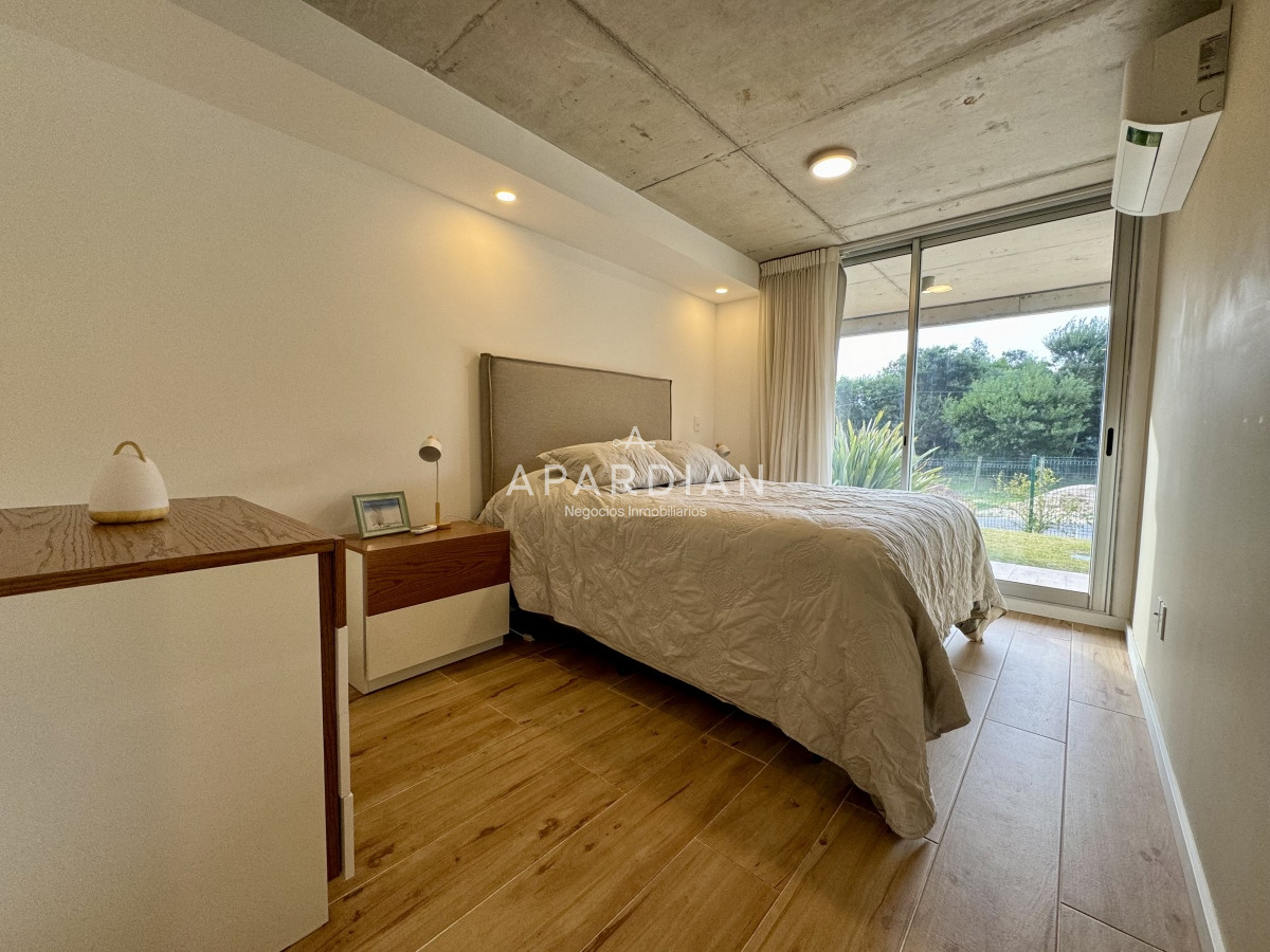 Apartamento ID.21096884 - apartamento 2 dormitorios 2 baños sobre playa mansa