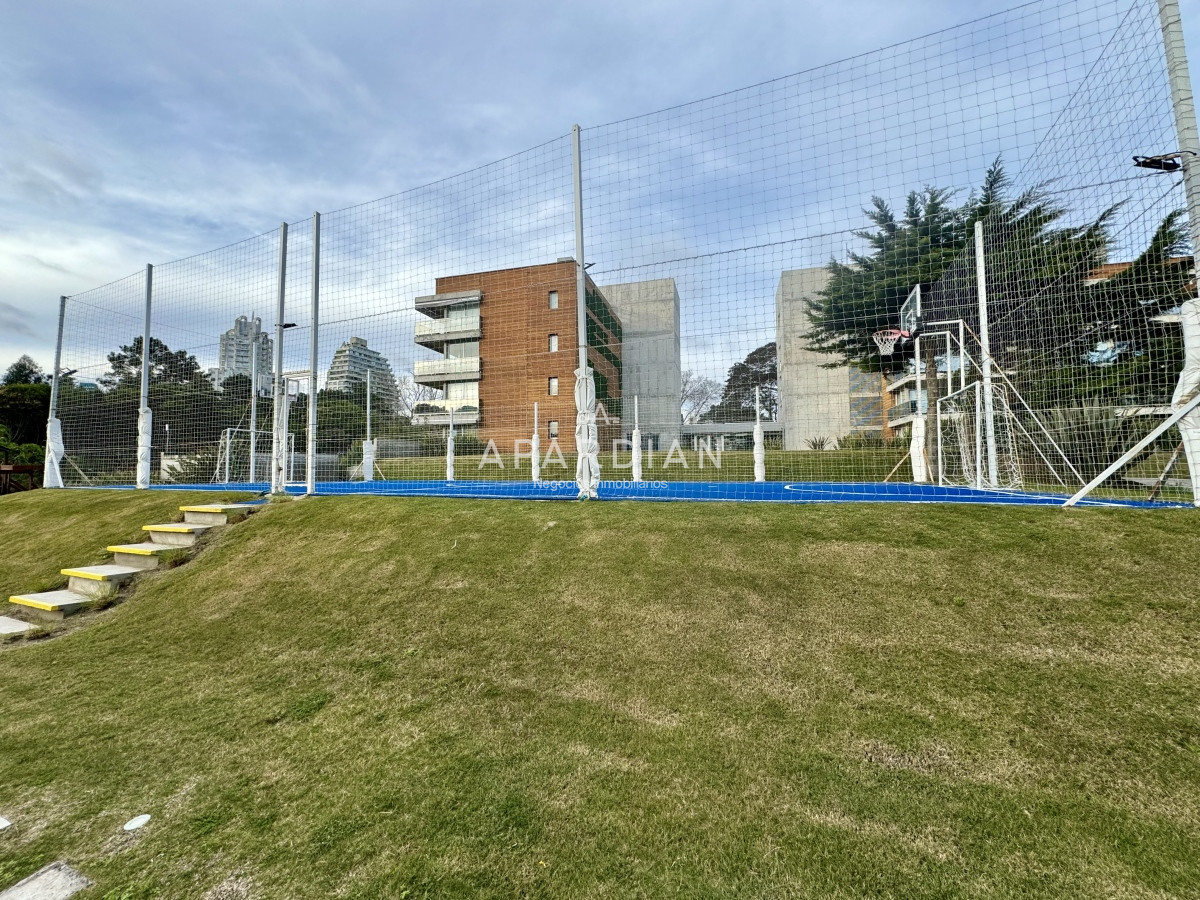Apartamento ID.21096884 - apartamento 2 dormitorios 2 baños sobre playa mansa