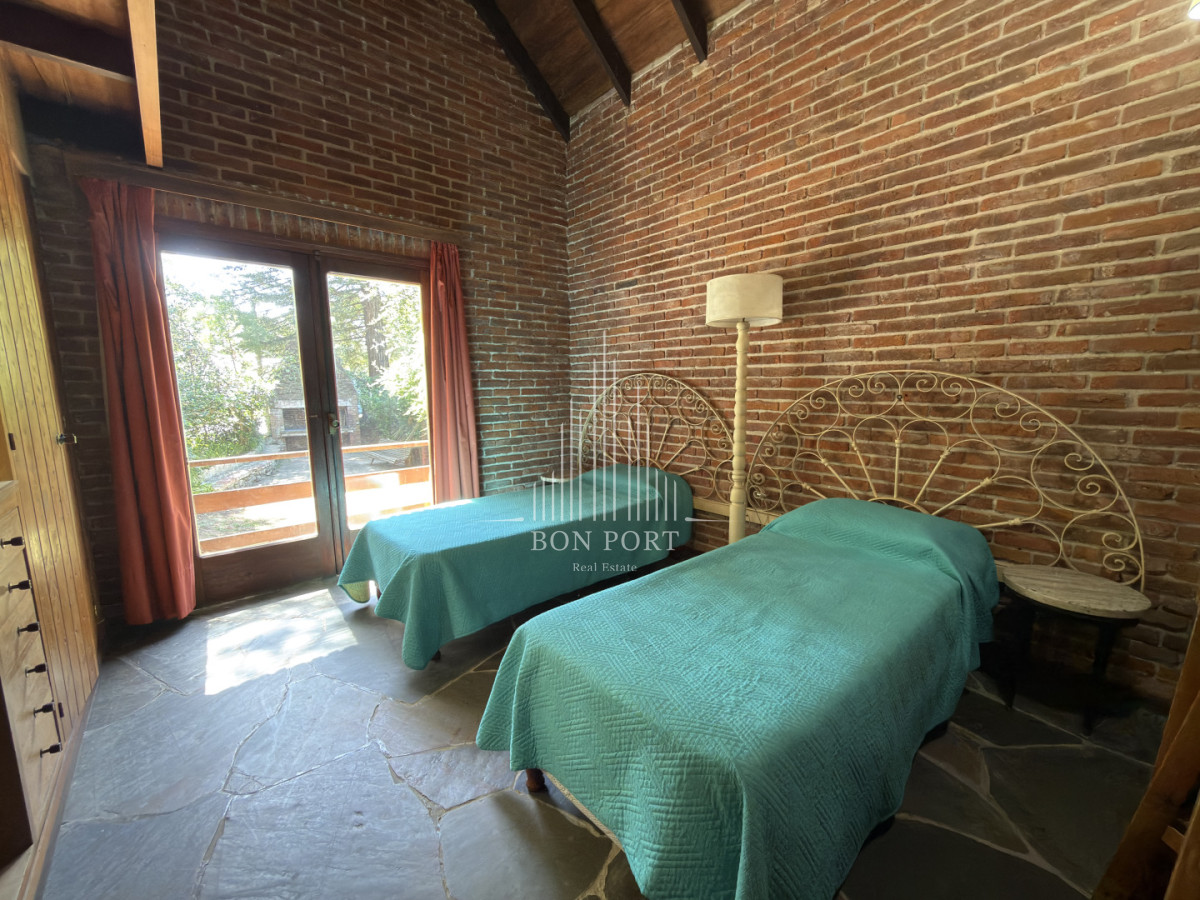 Casa ID.250 - Casa en venta de 3 dormitorios en exclusivo barrio golf de Punta del Este