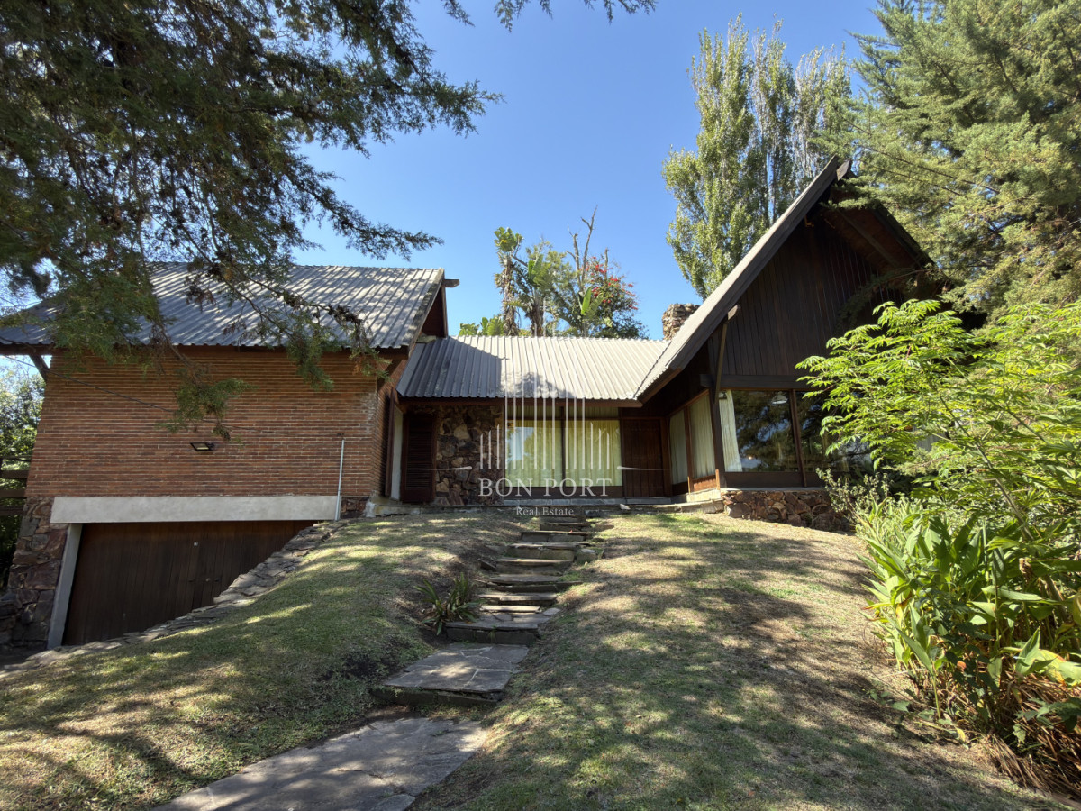 Casa ID.250 - Casa en venta de 3 dormitorios en exclusivo barrio golf de Punta del Este