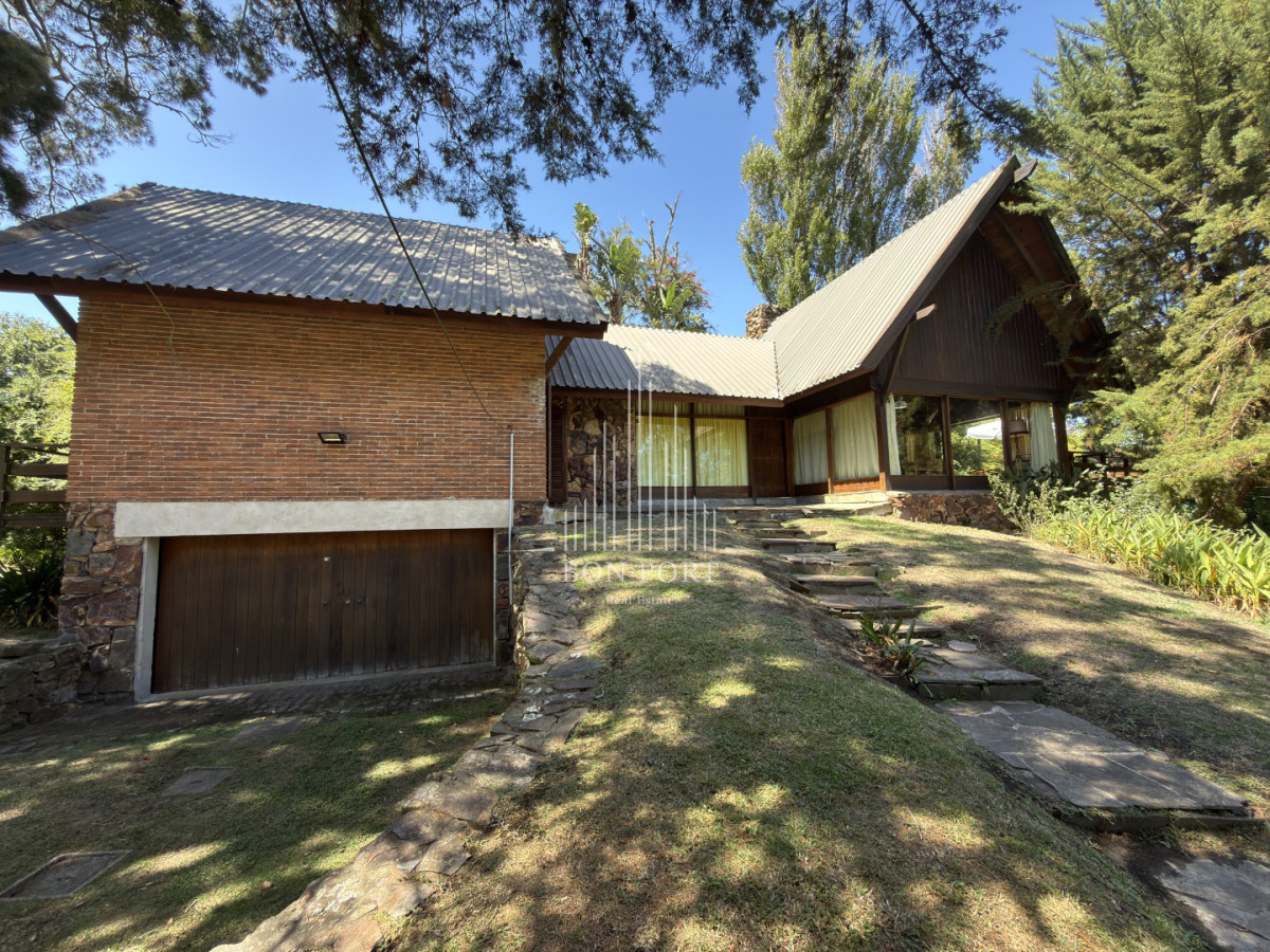 Casa ID.250 - Casa en venta de 3 dormitorios en exclusivo barrio golf de Punta del Este