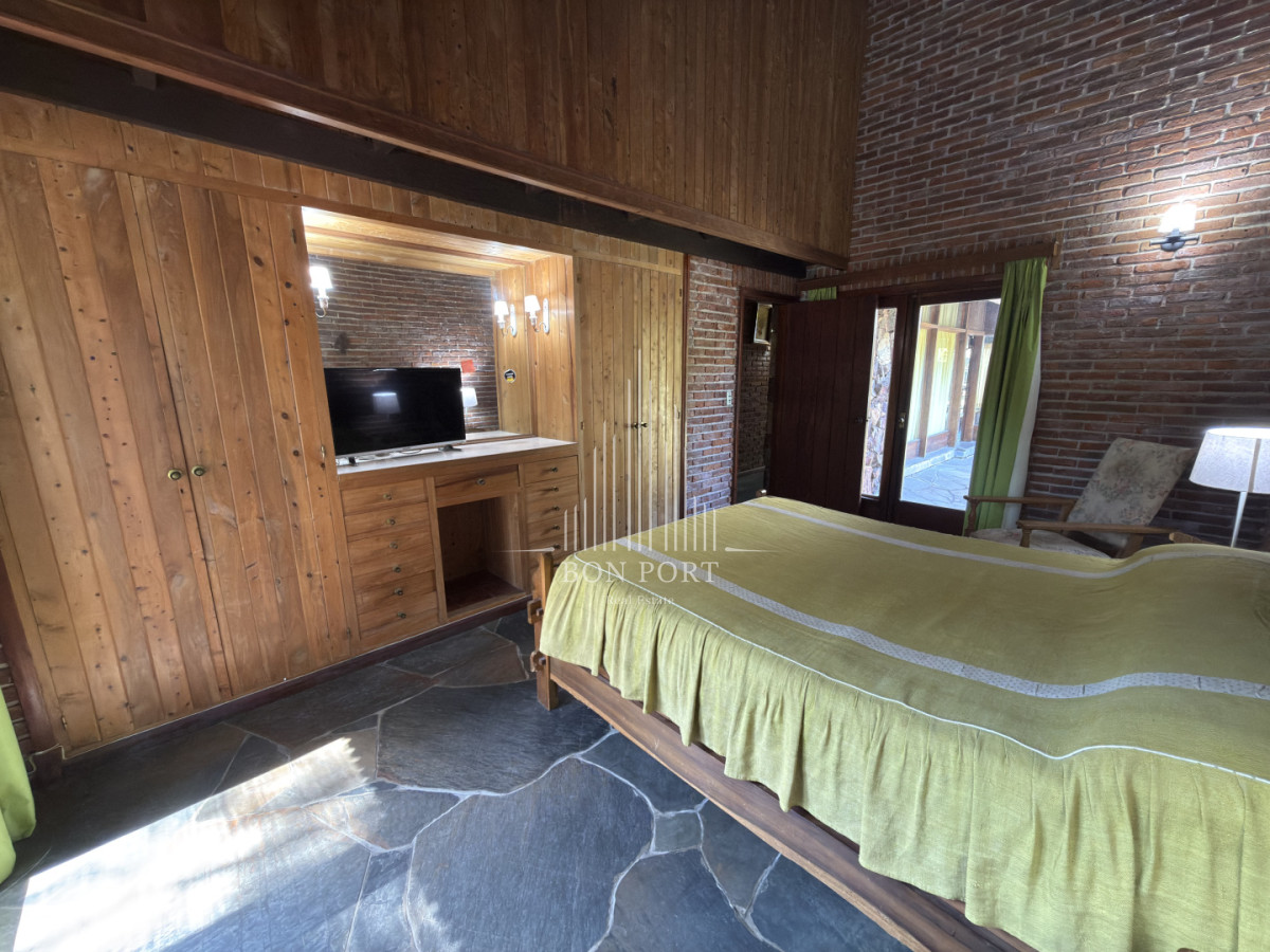 Casa ID.250 - Casa en venta de 3 dormitorios en exclusivo barrio golf de Punta del Este