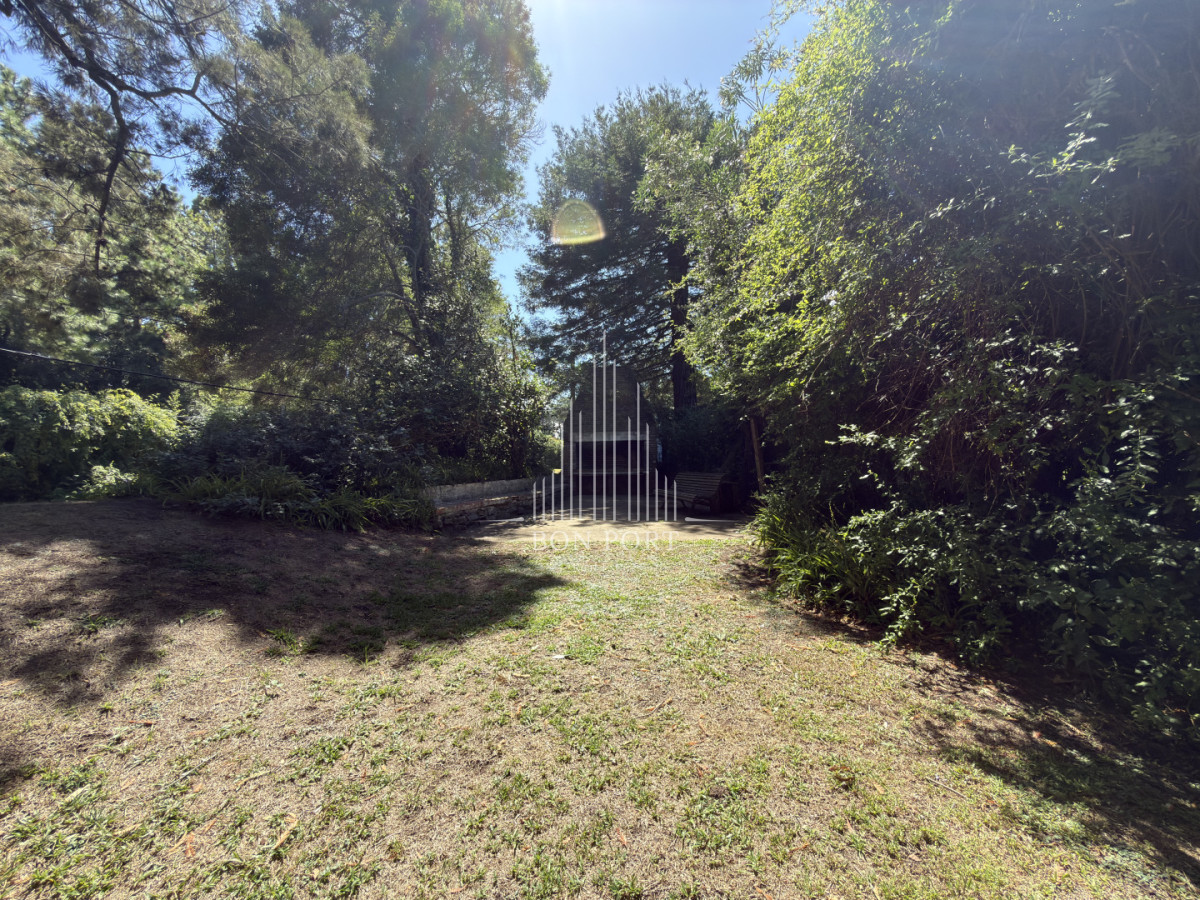 Casa ID.250 - Casa en venta de 3 dormitorios en exclusivo barrio golf de Punta del Este