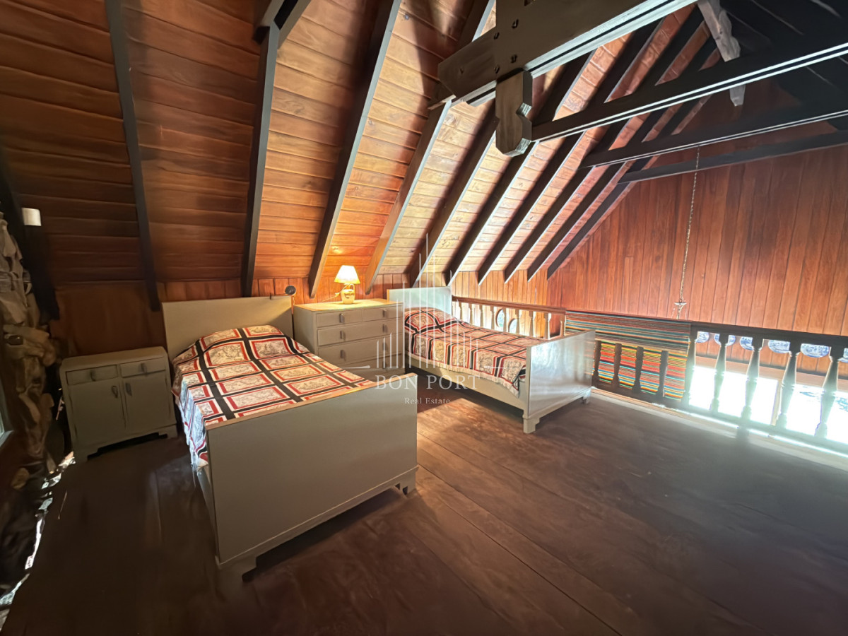 Casa ID.250 - Casa en venta de 3 dormitorios en exclusivo barrio golf de Punta del Este