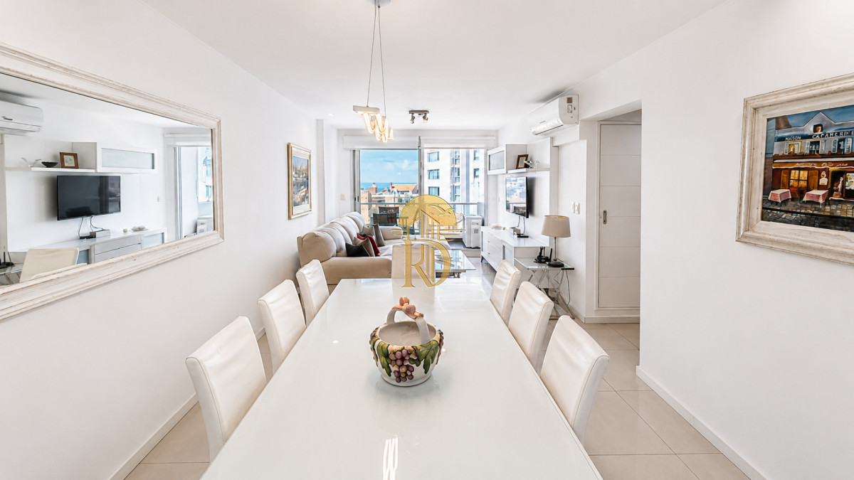 Apartamento en venta de 2 dormitorios en Punta del Este -id-835