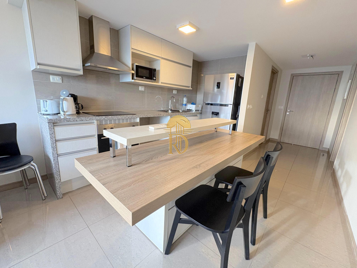 Apartamento de 1 dormitorio y medio en venta en Aidy Gril, Playa Brava y Mansa Punta del Este -id-460-6