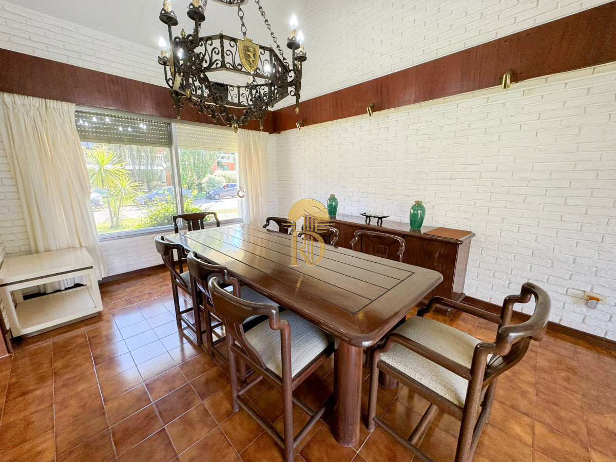 casa en venta y alquiler playa mansa -id-350-6