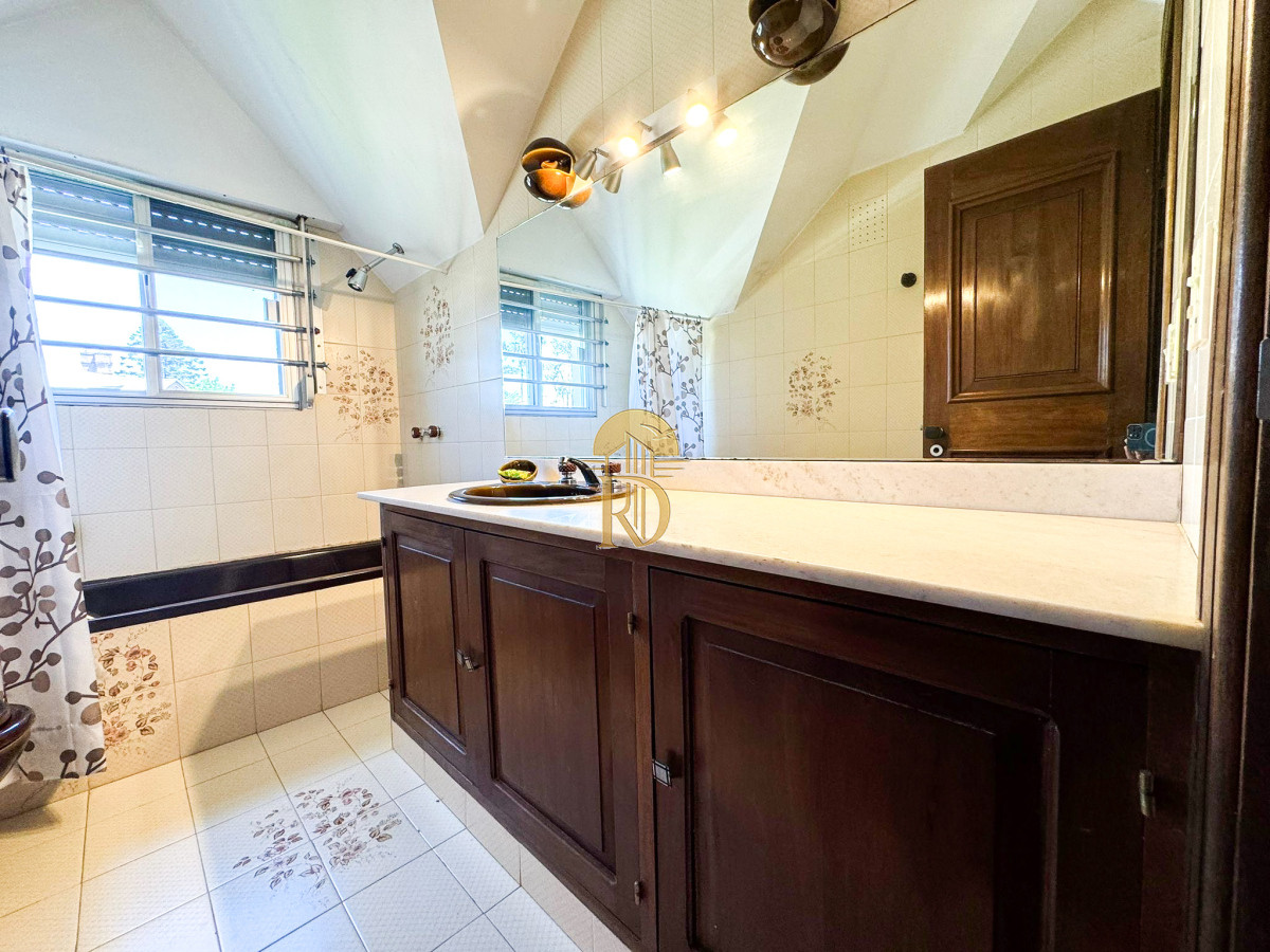 casa en venta y alquiler playa mansa -id-350-15