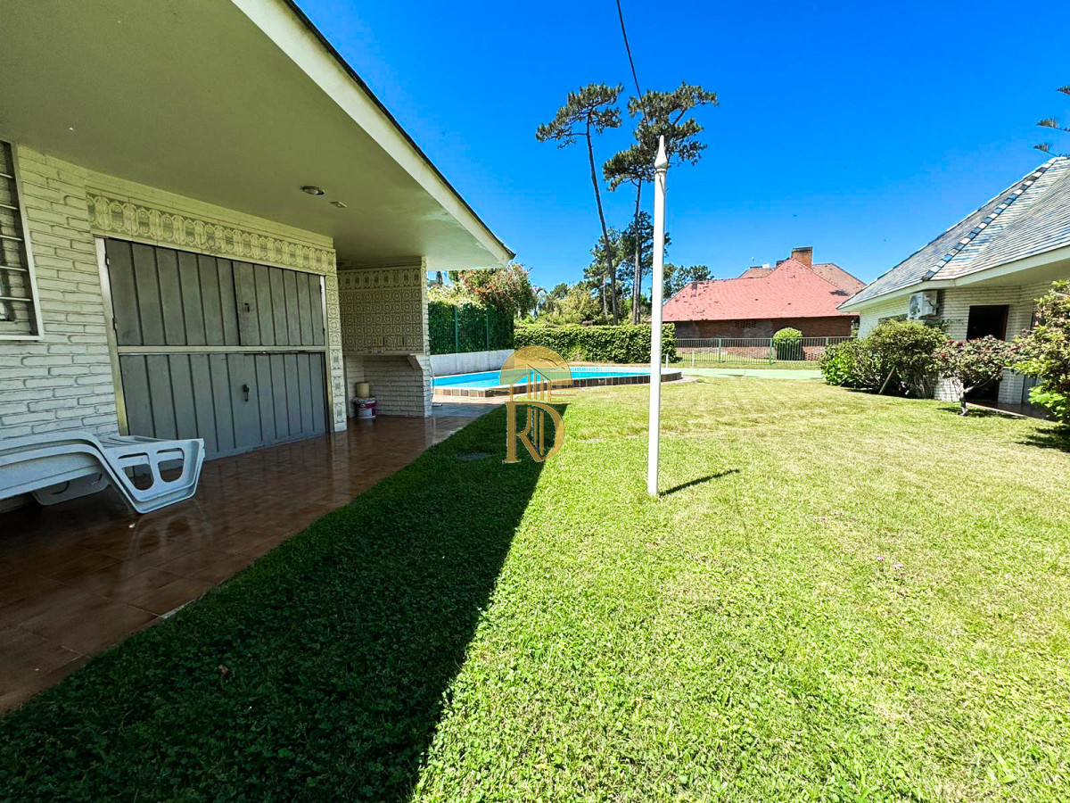 casa en venta y alquiler playa mansa -id-350-3