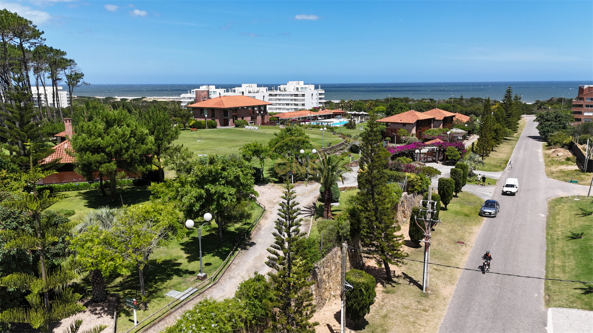 Apartamento ID.1924 - Apartamento en venta de 1 dormitorio en Punta del Este, Playa Brava, Rincón del Indio, Zanzibar